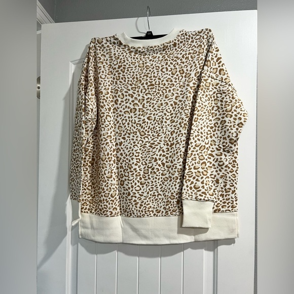 Women’s crew neck sweatshirt L large 12-14 cream brown animal Print‎ time & tru - Picture 2 of 8